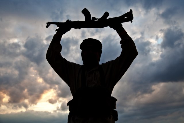 Le Drian: Francuskinje džihadisti su borci i tako ih treba tretirati