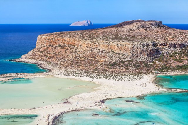 Dve grčke plaže koje srpski turisti obožavaju među 25 najlepših u svetu