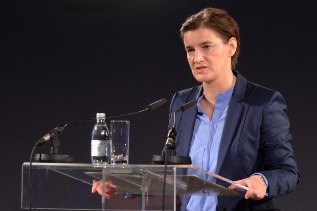 "Da nije promenjena metodologija, plata bi nam bila 490 €"