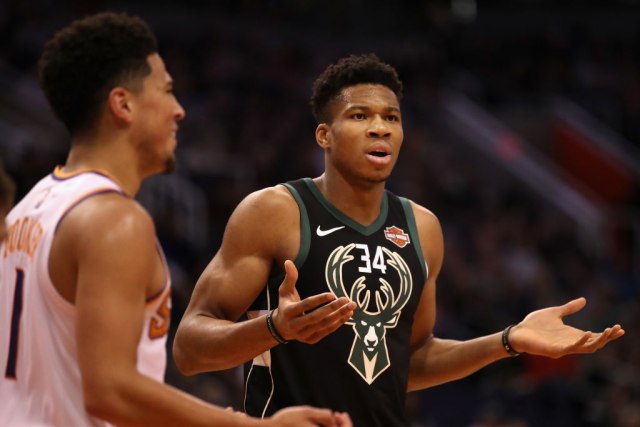 NBA subota: Milvokijeva 50. pobeda, Kokoškov slab za Portland