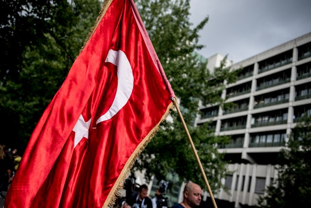 SAD, Nemaèka i VB: Skandalozno izruèenje Turaka sa KiM