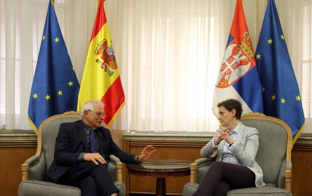 Spain "strongly backs Serbia's integrity and sovereignty"