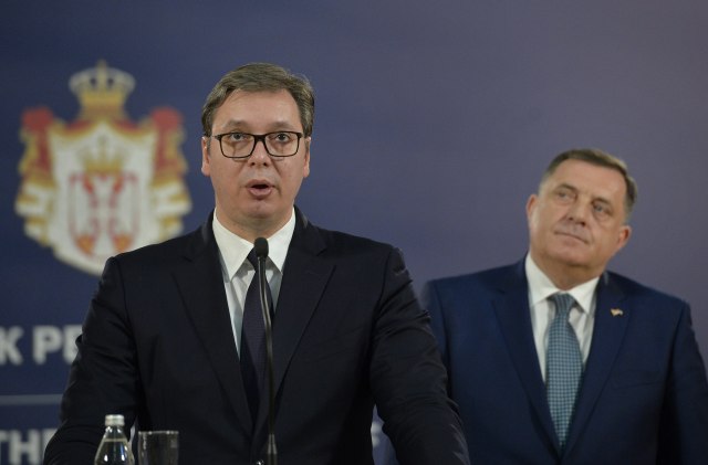 Vučić: Još 8,4 miliona evra za projekte u RS