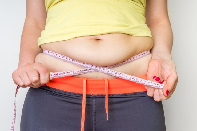 Nikad neæete imati ravan stomak: Štagod radili ovo je razlog zašto imate višak kilograma