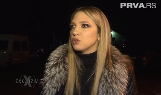 Isplivao snimak Milice Todorović u brushalteru kako meša kukovima! U plesu joj se pridružio i jedan muškarac... (VIDEO)