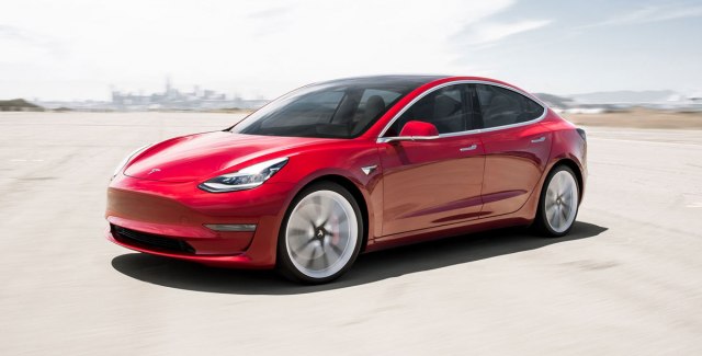 Tesla u martu u Norveškoj prodao čak 4.600 Modela 3