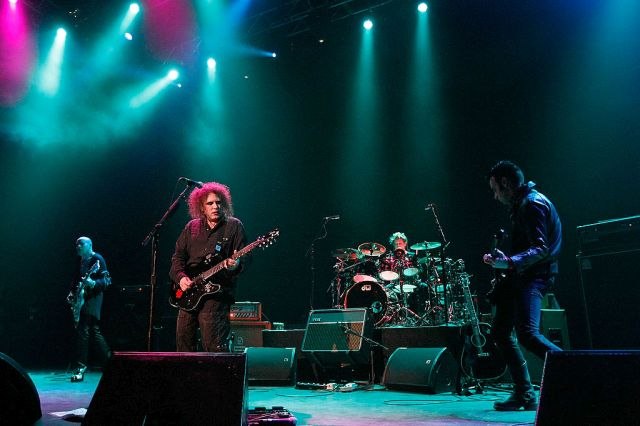 The Cure na sinoćnjem prijemu u Rokenrol dvoranu slavnih svirali čak pet svojih hitova