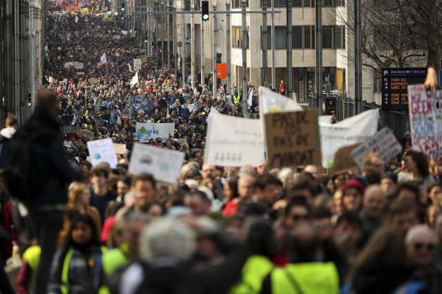 Oko 8.000 ljudi na skupu za klimu u Briselu