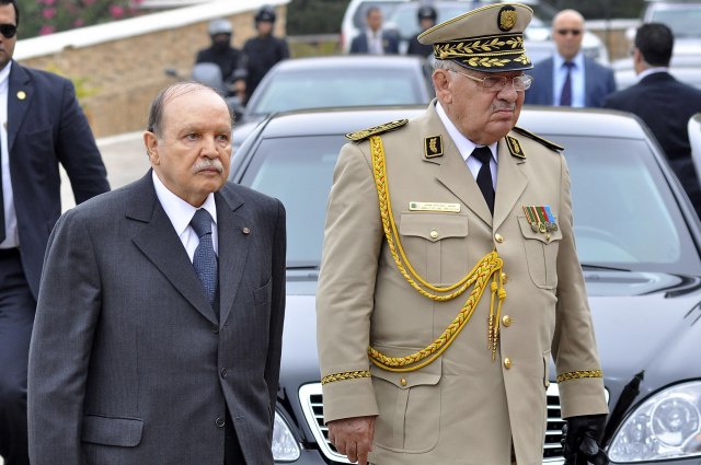 Protesti uspeli: Alžirski predsednik podnosi ostavku posle 20 godina