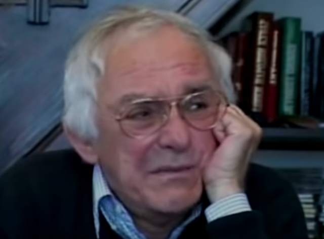 Arsen Dediæ je prvi pozvao njegovu udovicu. Rat je bio jaèi od prijateljstva, ali nije od zaborava