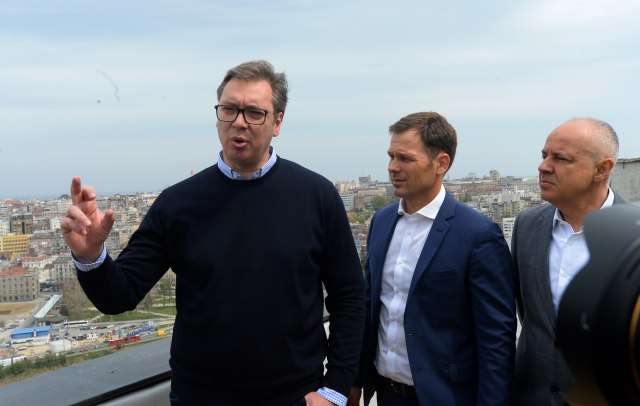 Vučić: Ako Kfor ne zaštiti Srbe na KiM, ima ko hoće