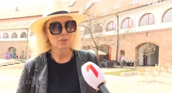 Saša Popović i Lepa Brena OKUPILI ESTRADU i napravili proslavu Granda! Pogledajte kako se slavilo... (VIDEO)