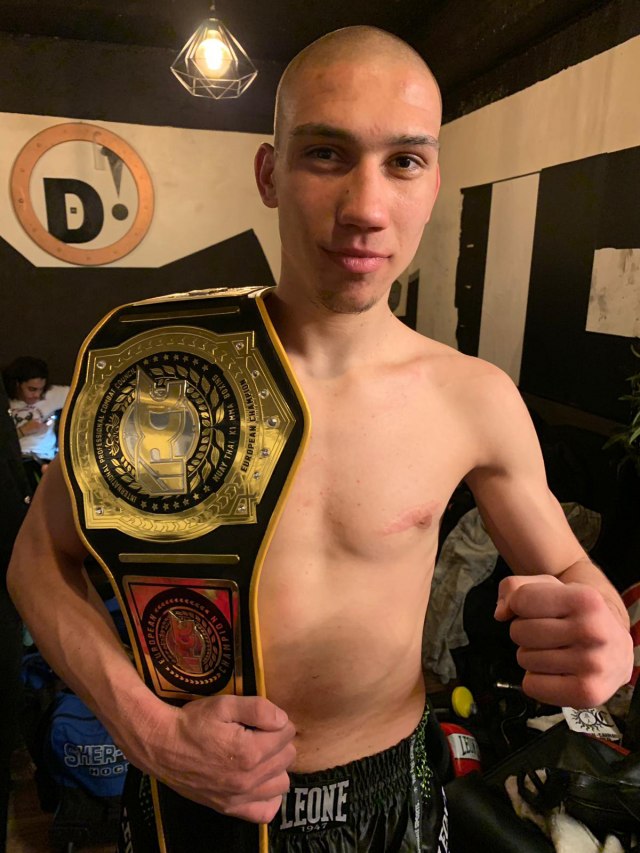 Srbija dobila profesionalnog prvaka Evrope u kik-boksu – Cimeša nesalomiv!