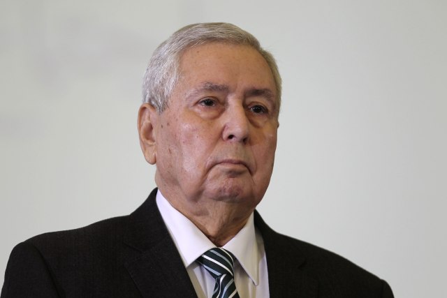 Bensalah imenovan za privremenog predsednika Alžira