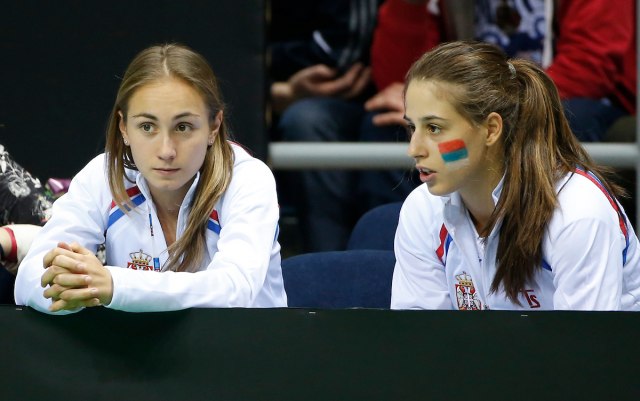 WTA: Napredak jedne, pad dve srpske teniserke