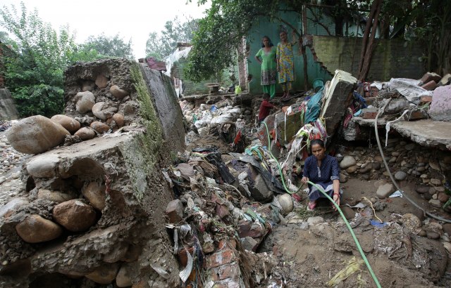 Snažna oluja u Indiji odnela 47 života
