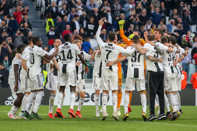 Milenkoviæ zatresao mrežu šampiona – osma uzastopna titula za Juventus