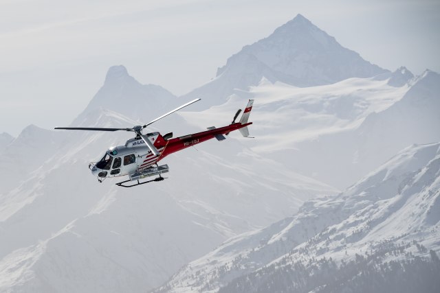 Strašna lavina u Alpima, stradalo 4 nemaèkih skijaša na zapadu Švajcarske