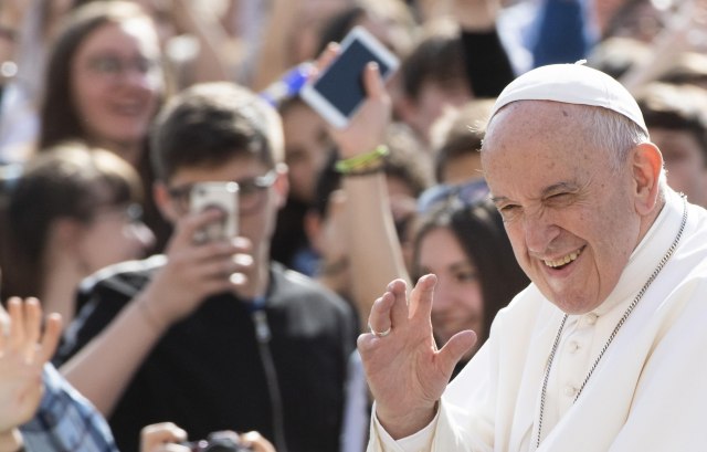 Papa Franja donirao pola miliona dolara migrantima u Meksiku