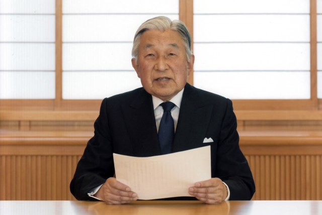 Akihito, prvi car koji će abdicirati u poslednjih 200 godina