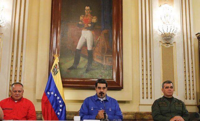 Oglasili se Maduro i Gvaido, jedan s nepoznate lokacije, drugi okružen vojskom VIDEO/FOTO