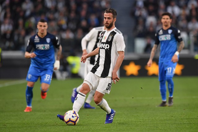 Juventus prodaje petoricu na leto
