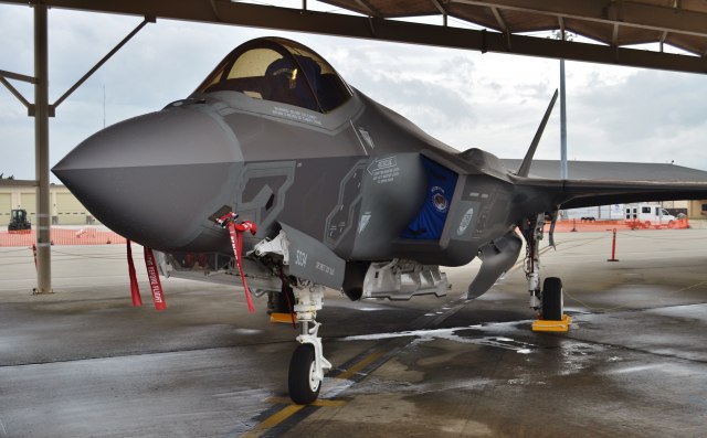 SAD spremne da donesu tešku odluku: "Iskljuèiæemo ih iz programa proizvodnje aviona F-35"