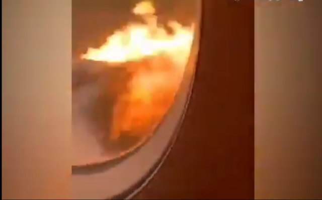 Zastrašujuæi snimak unutar ruskog aviona u plamenu VIDEO