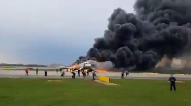 Izveštaj o stravičnom požaru: Od 78 putnika i članova posade ruskog aviona samo 37 preživelo