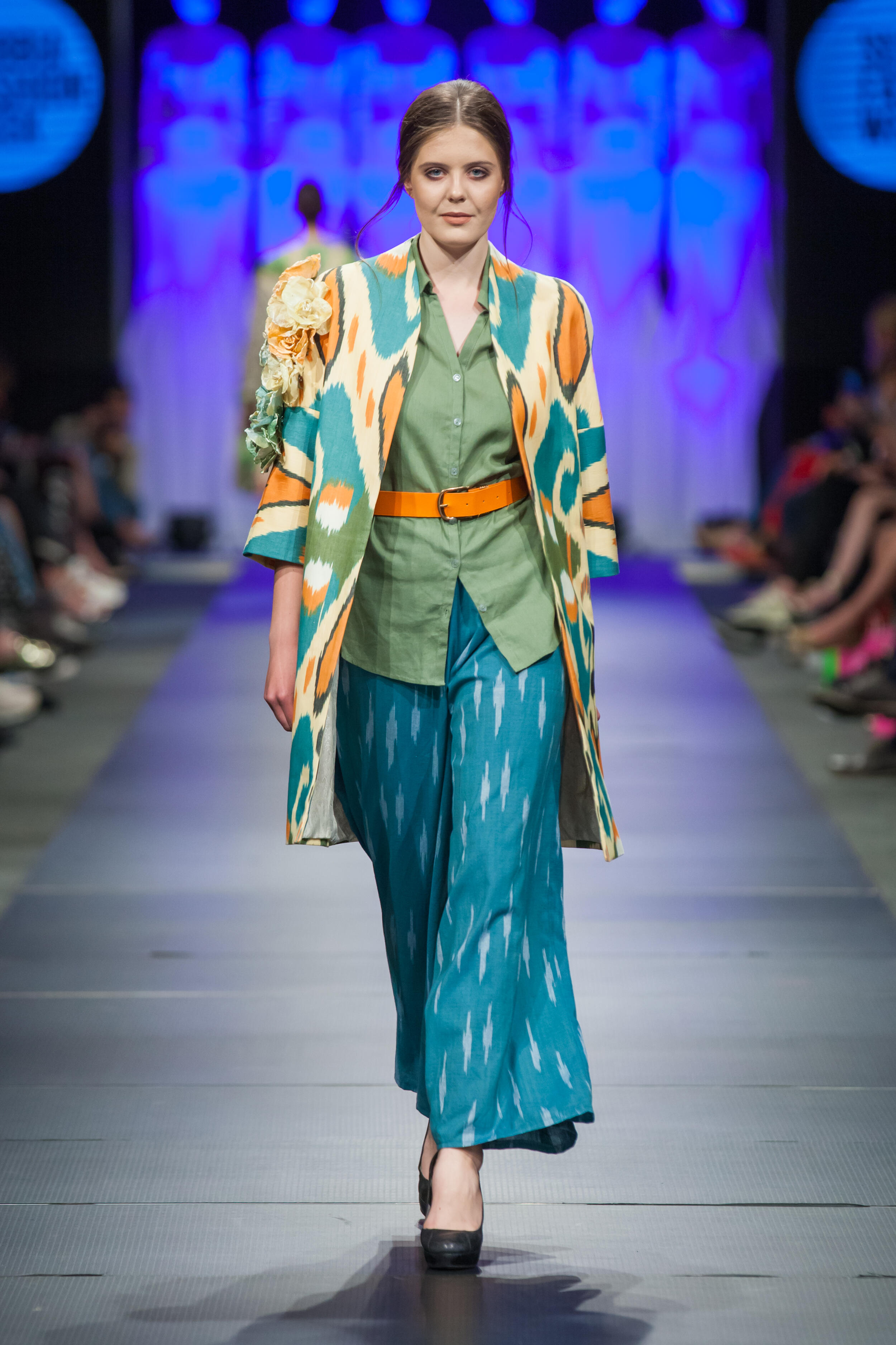 Drugi dan Serbia fashion weeka: Igra kolorita i oblika