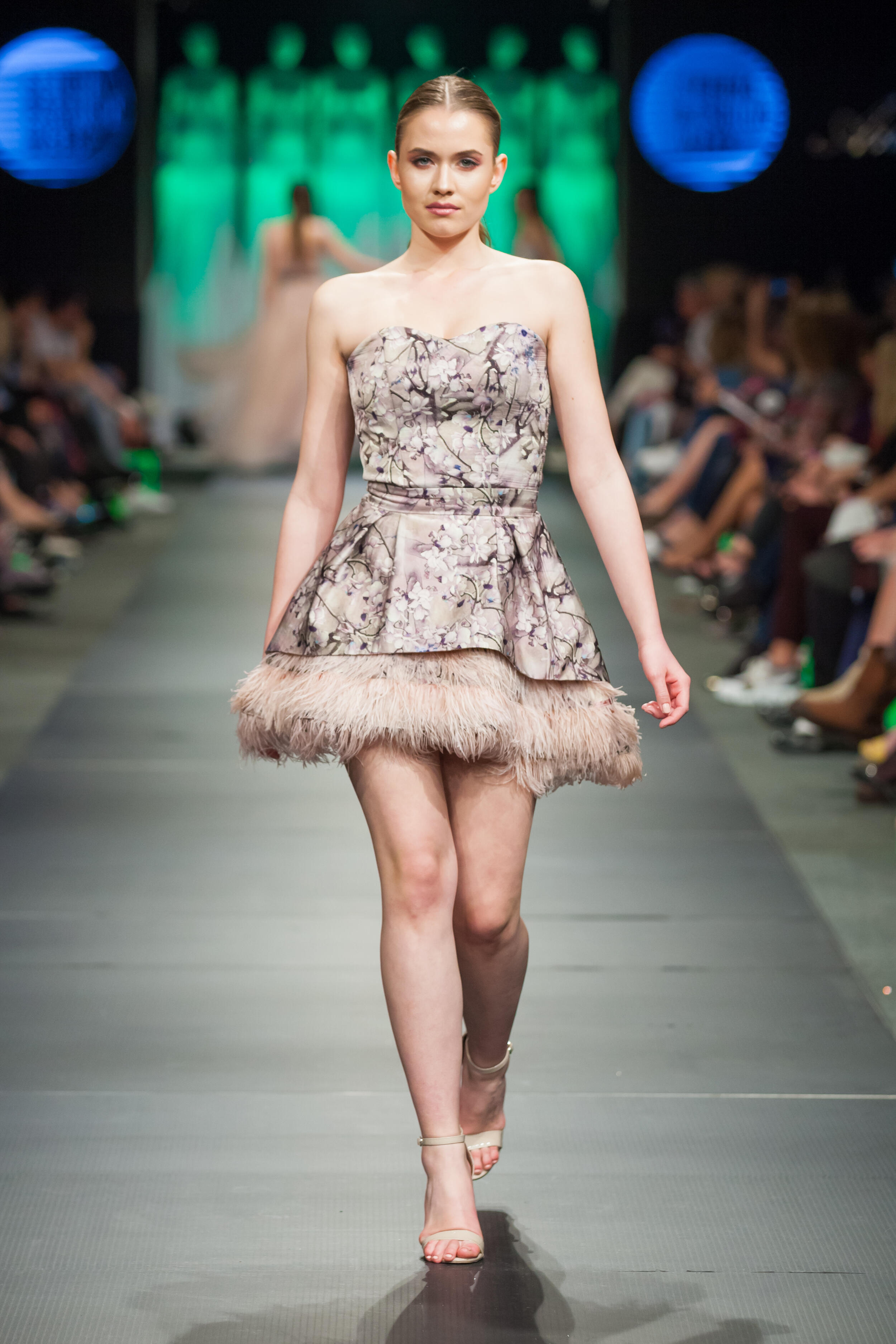 Svečano otvoren 12. Serbia fashion week: U slavu kreativnosti