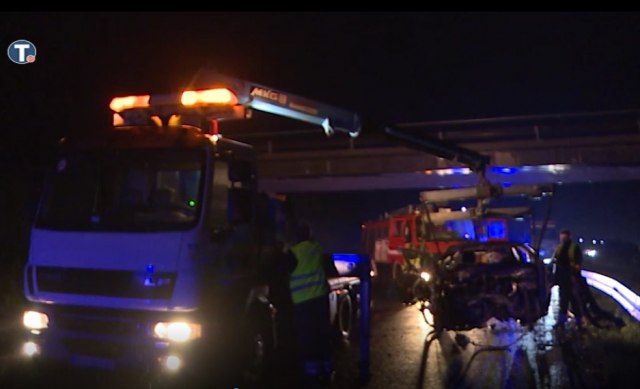 Teška saobraæajna nesreæa na autoputu: Ima mrtvih VIDEO