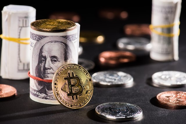 Kriptovalute lete u nebo: Bitkoin premašio 7.200 evra