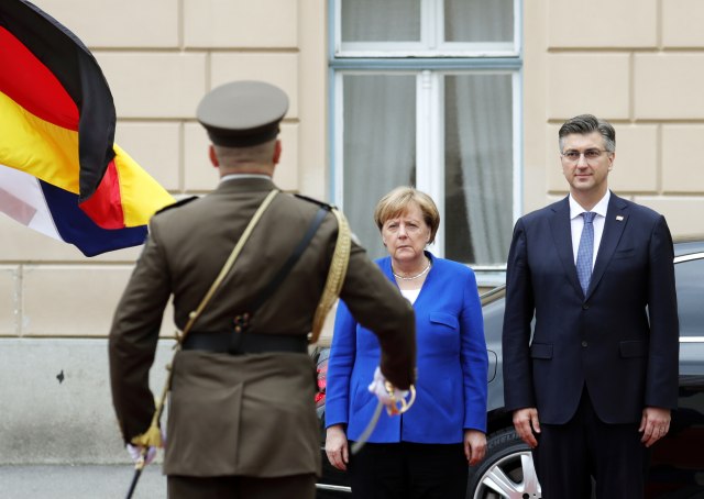 Merkelova u Zagrebu: Naèelno podržavamo evropsku perspektivu zapadnog Balkana