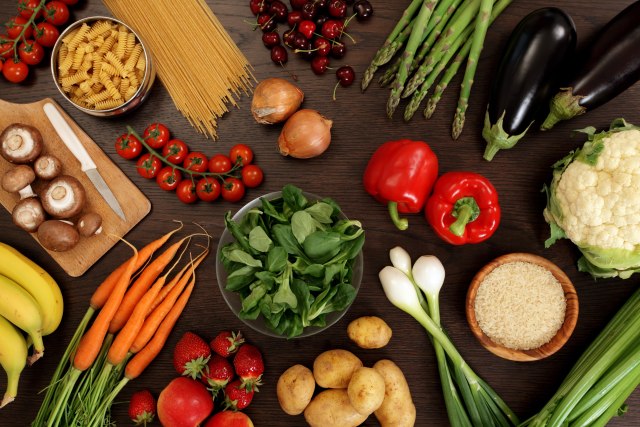 Zdrava hrana unosan biznis: Slavni investiraju 300 miliona $ u alternative mesu