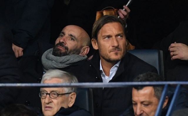 Toti postaje tehnički direktor Rome i pravi rezove u ekipi