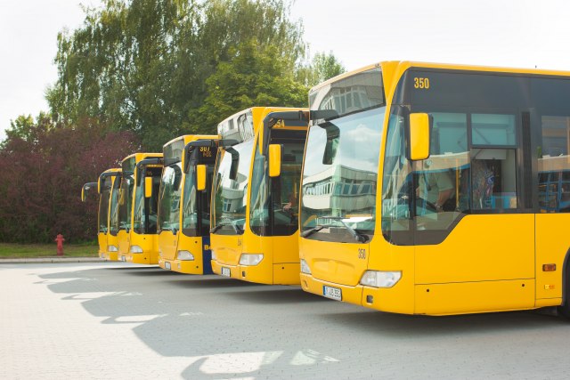 Zbog serije nesreæa sa beogradskih ulica povuèeno 25 novih autobusa VIDEO