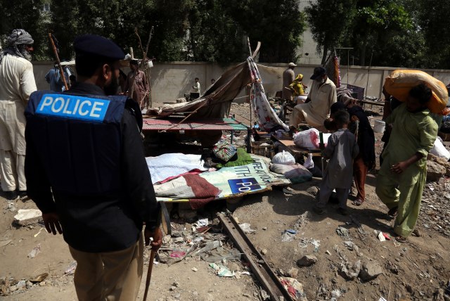 Bomba ubila četiri pakistanska vojnika