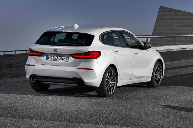 BMW 118i, Sportline, Mineral white Metallic (Foto: BMW promo)