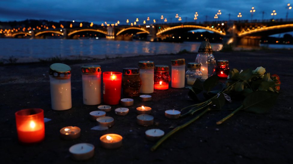 Nesreća u Mađarskoj: MUP Srbije nastavlja potragu za nestalima
