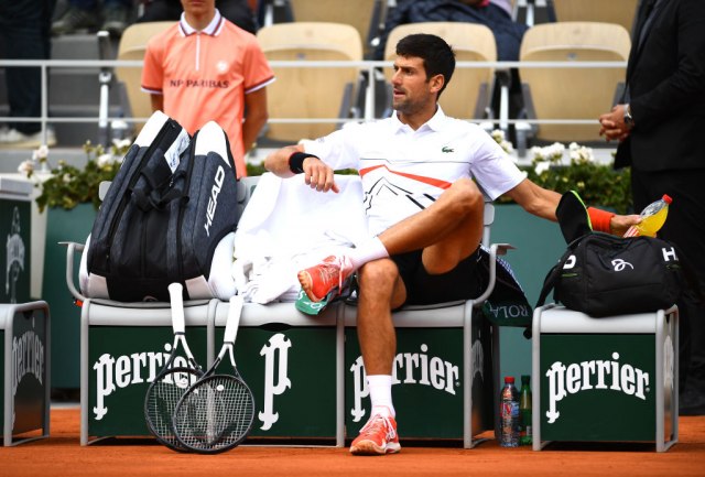 Novak besan na sudiju: Da li si ikada igrao tenis? VIDEO
