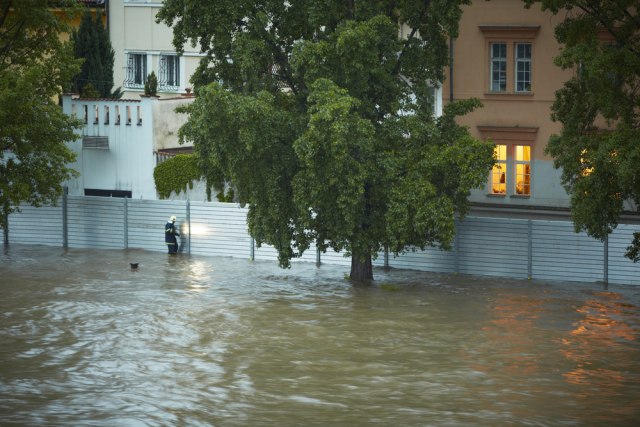 EU donira pomoæ graðanima pogoðenim poplavama