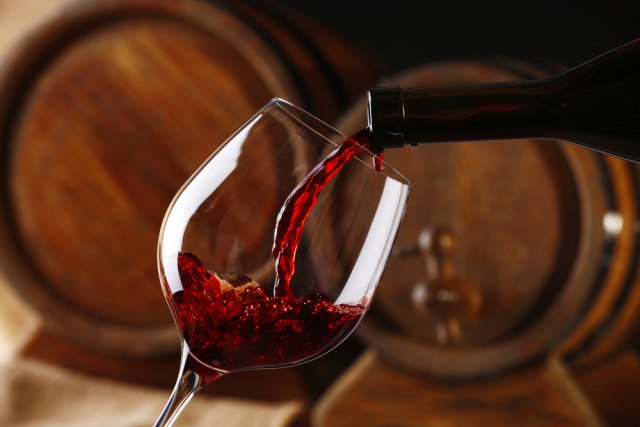 Kako crno i bijelo vino utječe na krvni tlak: povećava ili smanjuje - Članci 2022 - Alcheek
