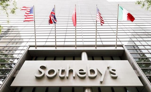 Francuski milijarder kupio čuvenu aukcijsku kuću Sotheby's za 3,7 milijardi dolara