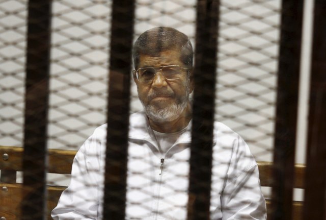 Egipat ključa nakon smrti Morsija: Bratstvo pozvalo na okupljanja, policija i vojska na nogama