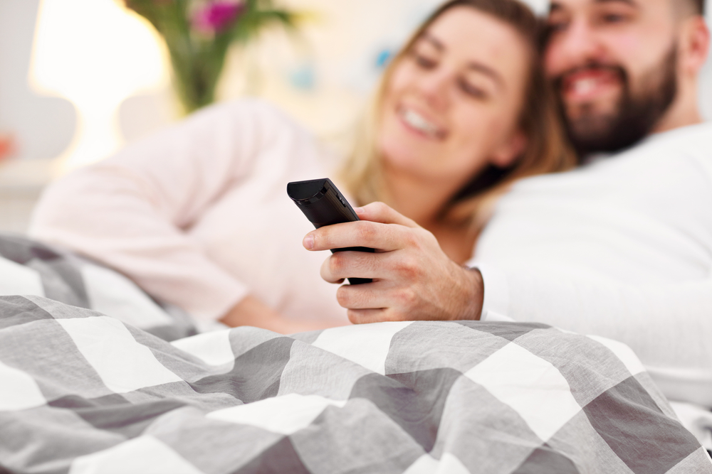Želite da poboljšate svoj seksualni život? Probajte s gledanjem porno filmova udvoje