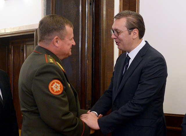 Vučić s ministrom odbrane Belorusije