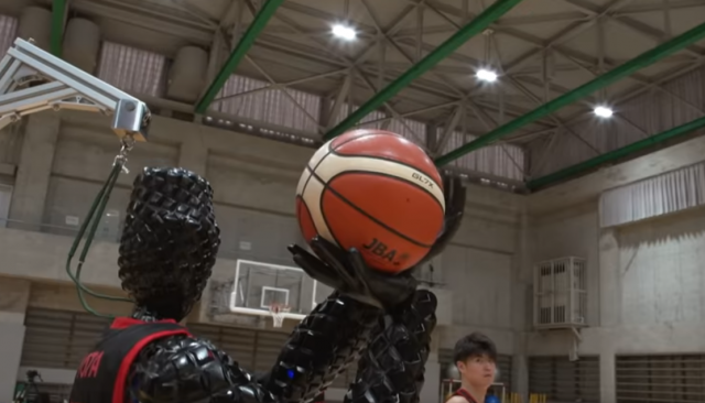 Tojotin robot-košarkaš postao Ginisov rekorder