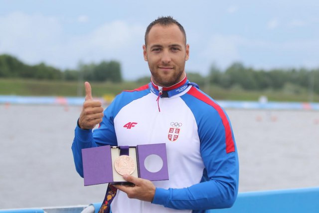 Dragosavljević konačno dobio medalju osvojenu 2015.