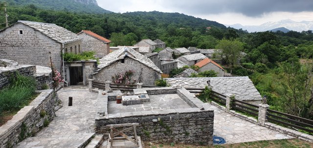 Nije Crna Gora samo more: Selo od kamena nastalo posle 